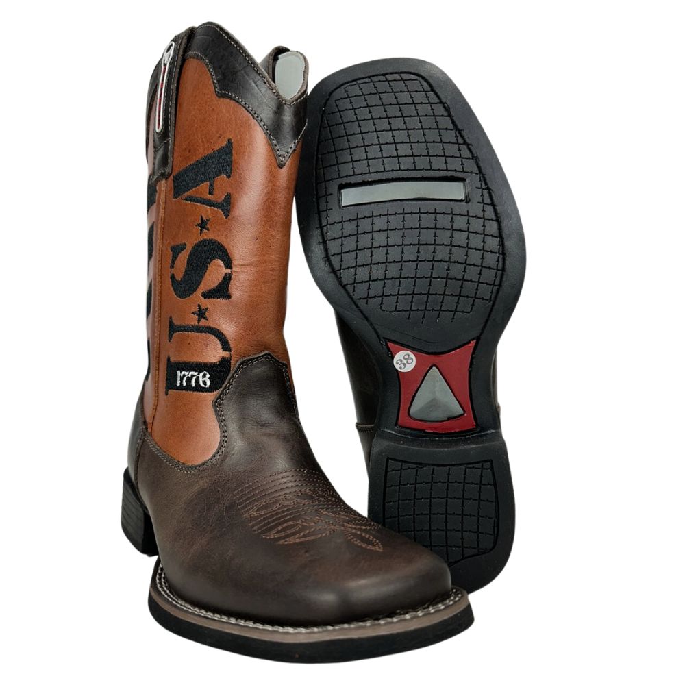 Bota Masculina Big Bull Boots Couro Floater Marrom Caramelo Bico Quadrado Com Bordado USA 1776- Ref:900