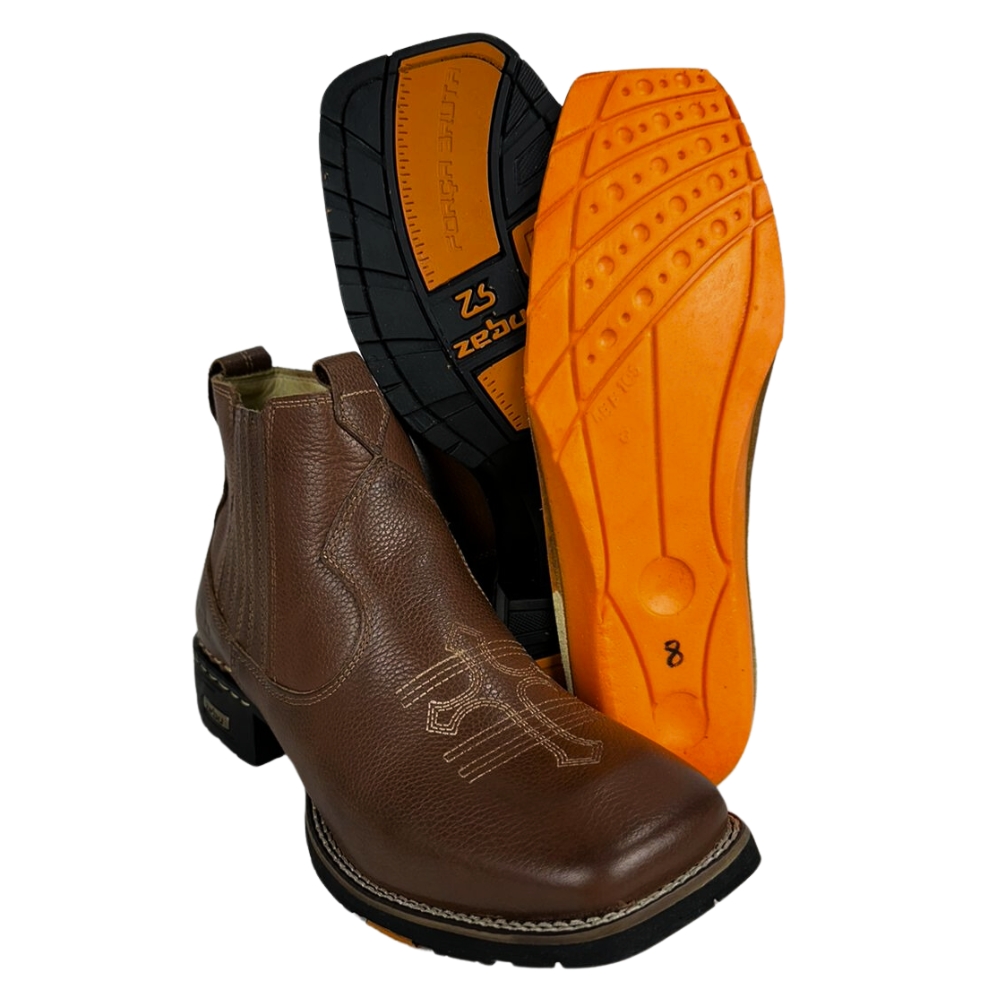 Botina Masculina Zebu Bico Quadrado Couro Floater Whisky Bordado