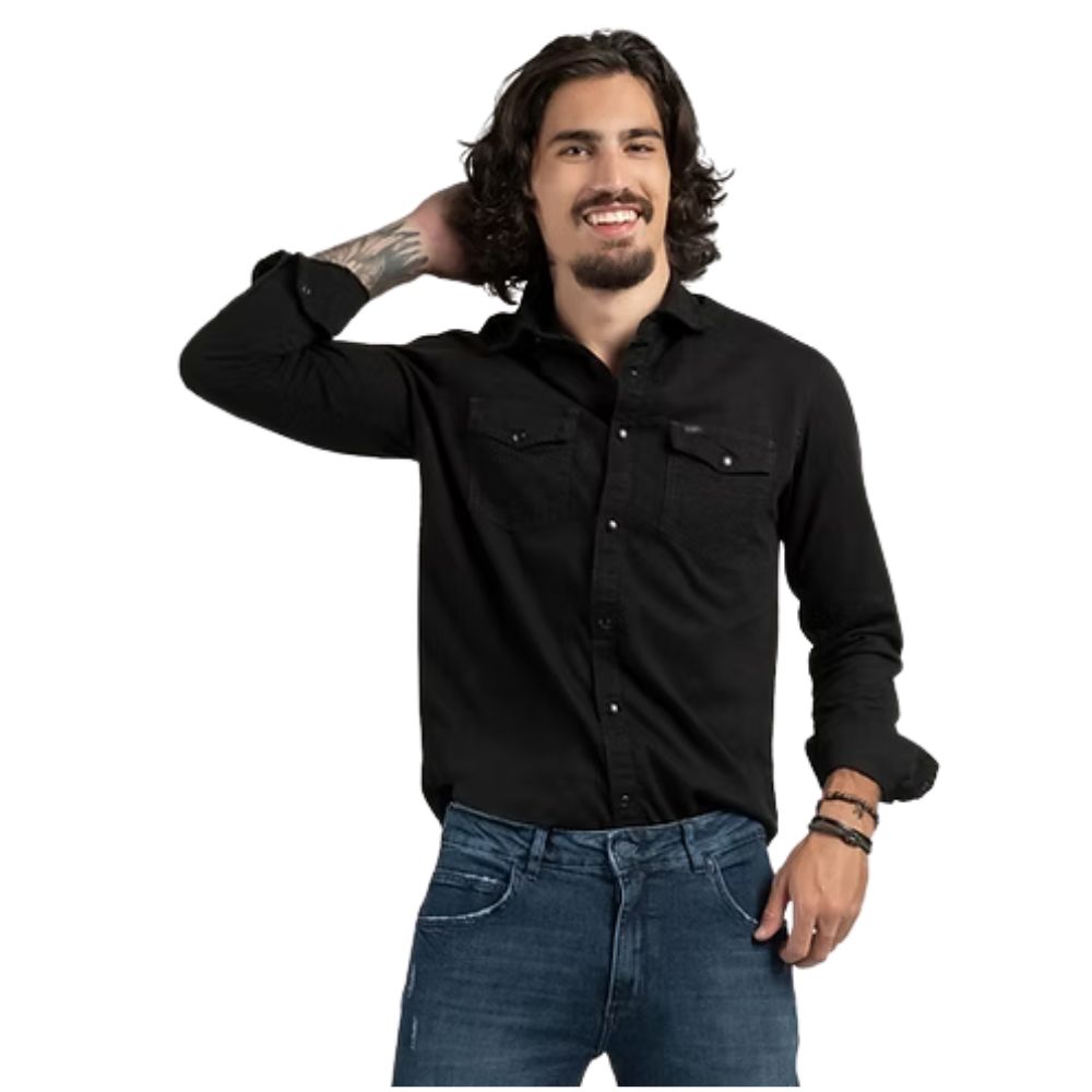 Camisa Masculina Lee Preta Manga Longa Sarja Peletizada Com Bolsos Ref:1818L