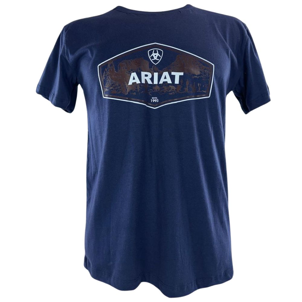 Camiseta Masculina Ariat Manga Curta Azul Marinho Com Logo Branco E Preto