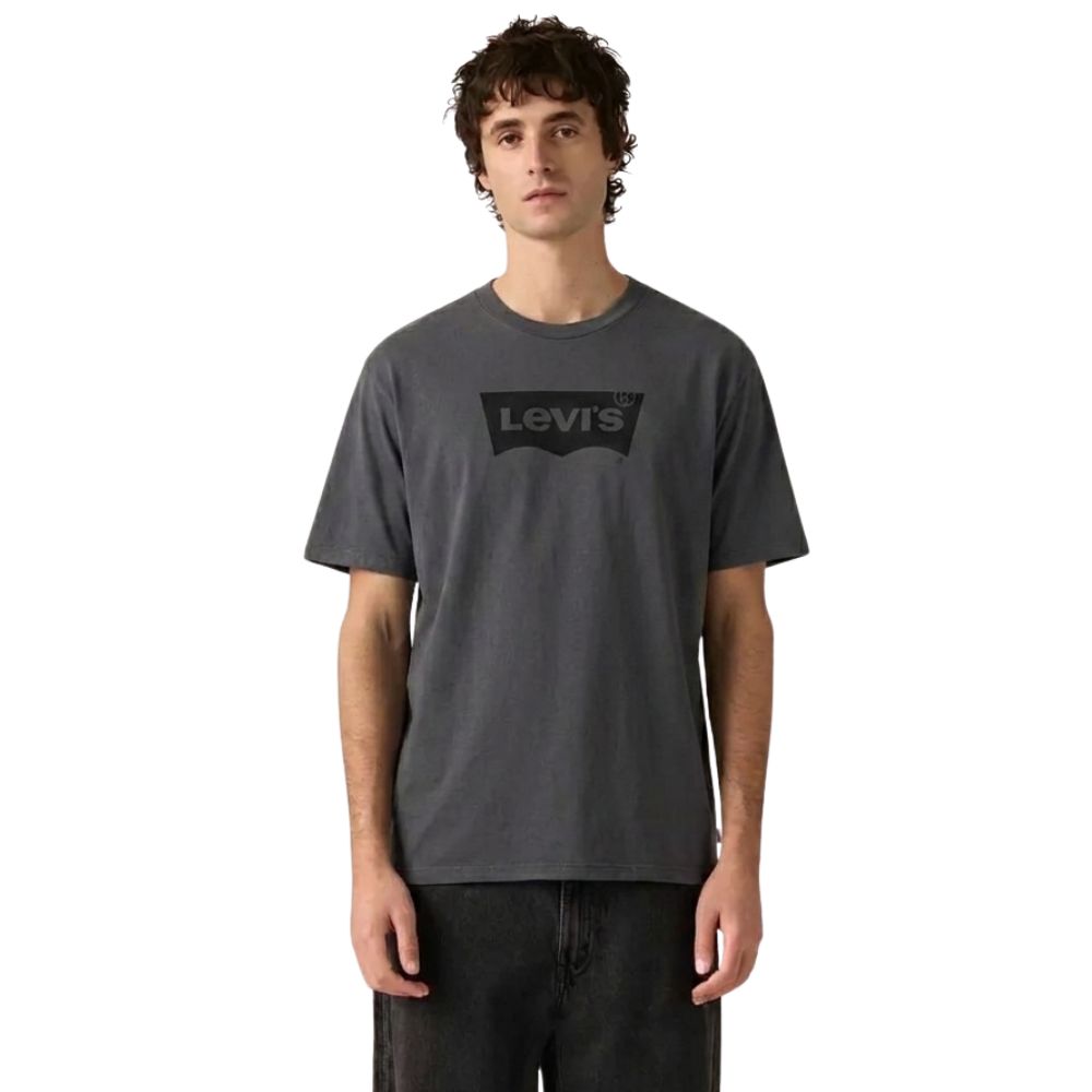 Camiseta Masculina Levi's Relaxed Fit Cinza Chumbo Com Logo Preto Manga Curta Ref:873730409