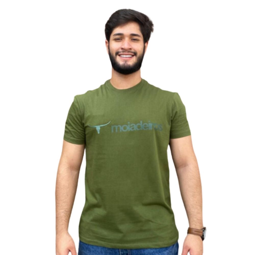 Camiseta Masculina Os Moiadeiros Verde Escuro Manga Curta Com Letreiro e Longhorn Verde Ref.MC668