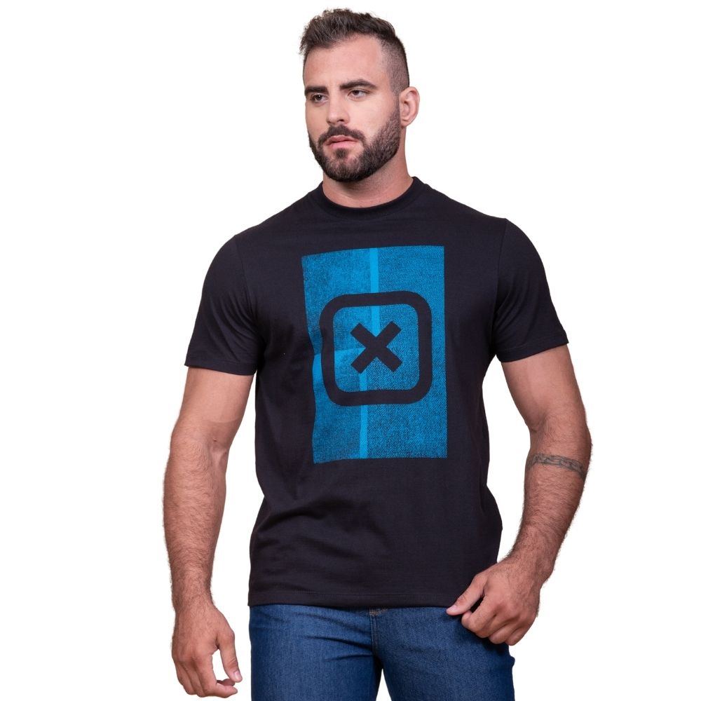 Camiseta Masculina TXC Preta Regular Custom Manga Curta Com Logo Grande Em Azul Ref.192187