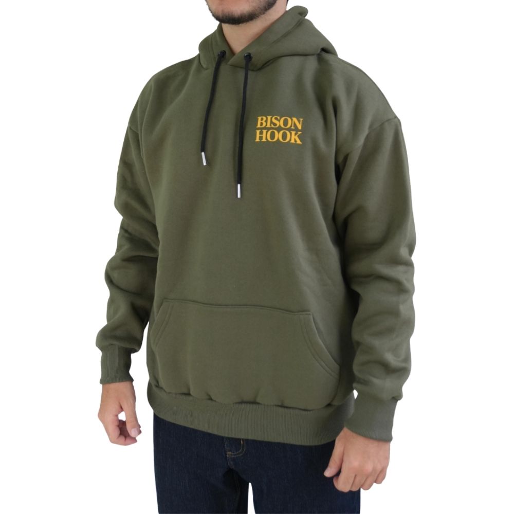Moletom Masculino Bison Hook Capuz Modelo Canguru Verde Militar Logo Amarelo Estampado Frente e Costas