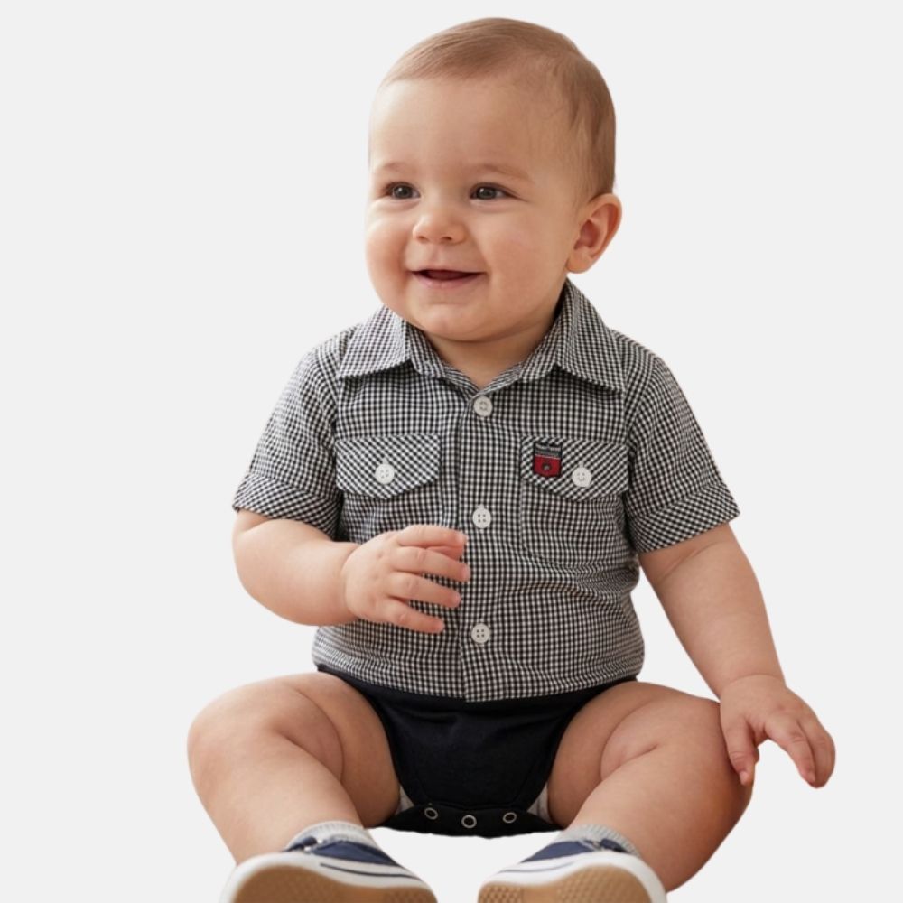 Body Bebê Os Vaqueiros Xadrez Estampa Pequena Preto E Branco Manga Curta - Ref: V20-41015