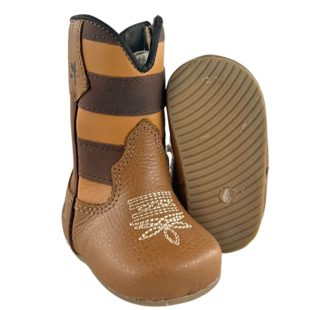 Bota Texana Baby Caminhos Da Roça Couro Whisky Com Zíper E Cano Marrom E Caramelo Com Estrelas Ref:KB32-2