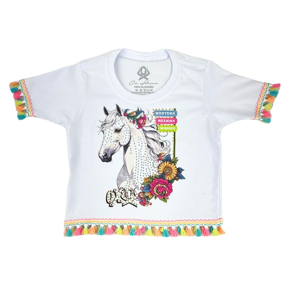 Camiseta Cropped Infantil Ox Horns Branca  Manga Curta Com Desenho De Cavalo Flor E Franjas Coloridas  REF: 5253