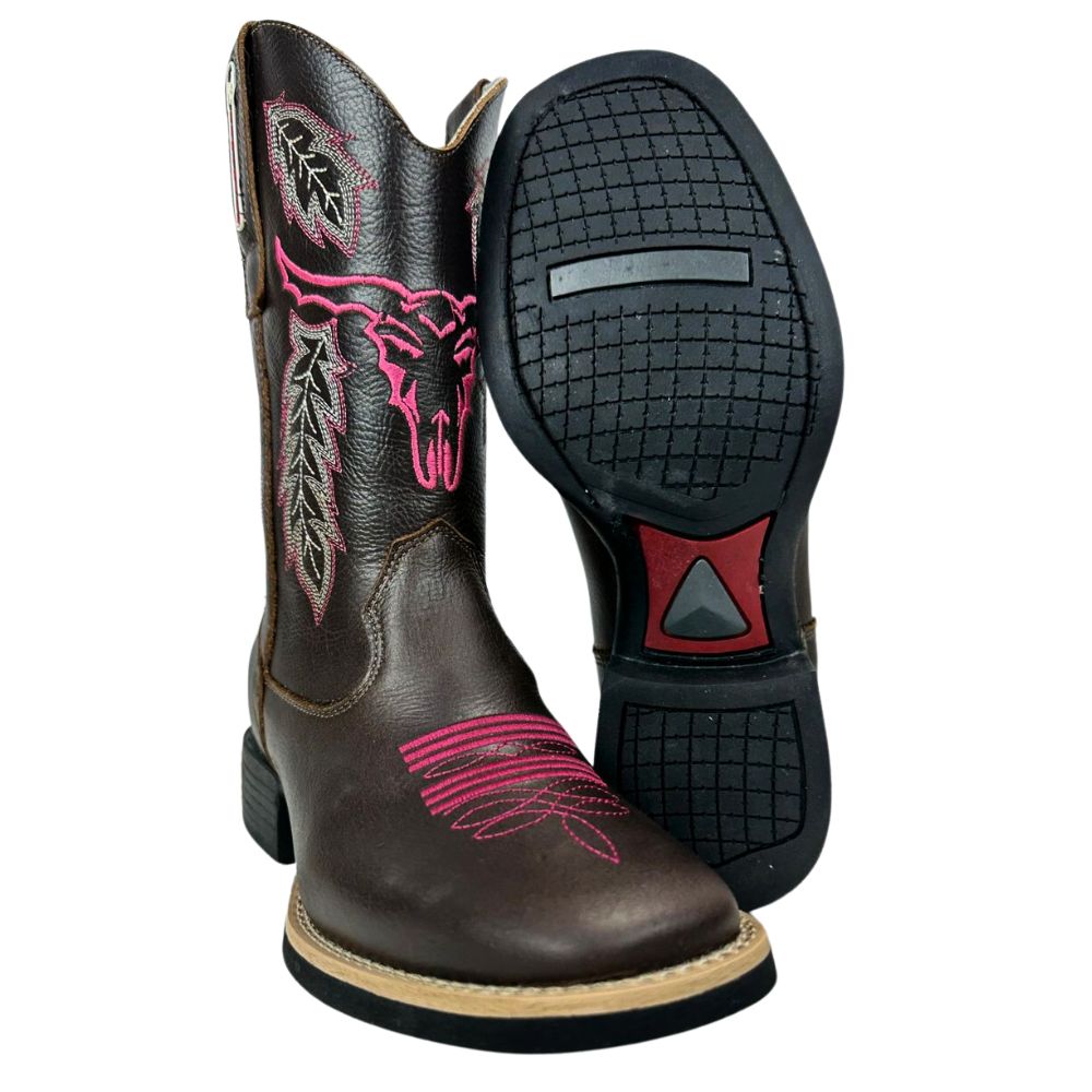 Bota Texana Feminina Big Bull Boots Couro Malboro Café B. Quadrado C/ Bordado Rosa Pink Florão Ref:900-31PINK