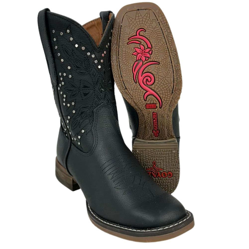 Bota Texana Feminina Goyazes Couro Pit Stop Preto Bico Quadrado Solado Flex Cano Médio Com Tachinhas Prata Ref.243208