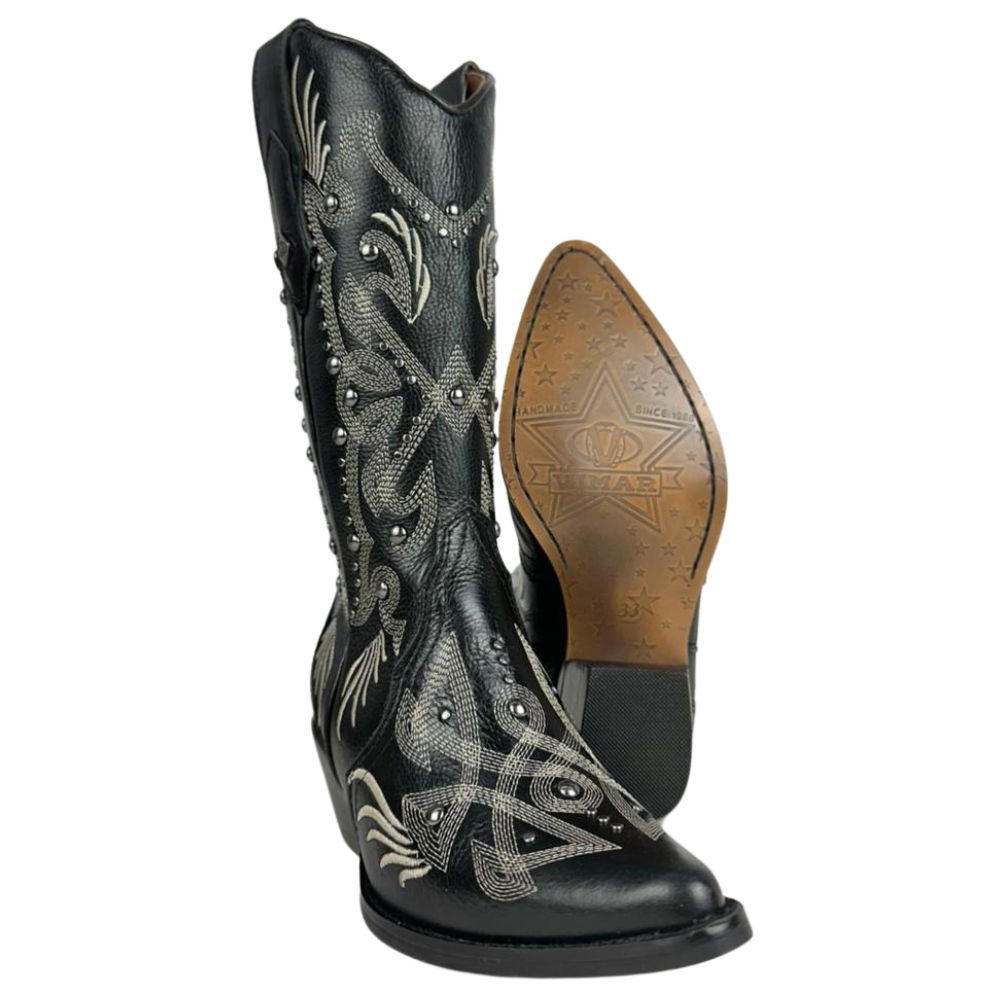 Bota Texana Feminina Vimar Bico Fino Couro Atlanta Preto Bordado Cru E Tachinhas Sola Genova VOO Ref:10247
