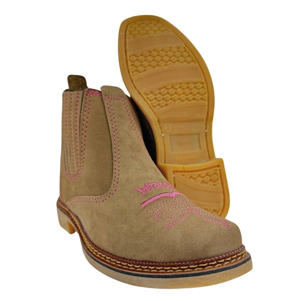 Botina Feminina 5DMG Couro Nobuck Rato Com Bordado Florão E Wrangler Rosa REF: 57