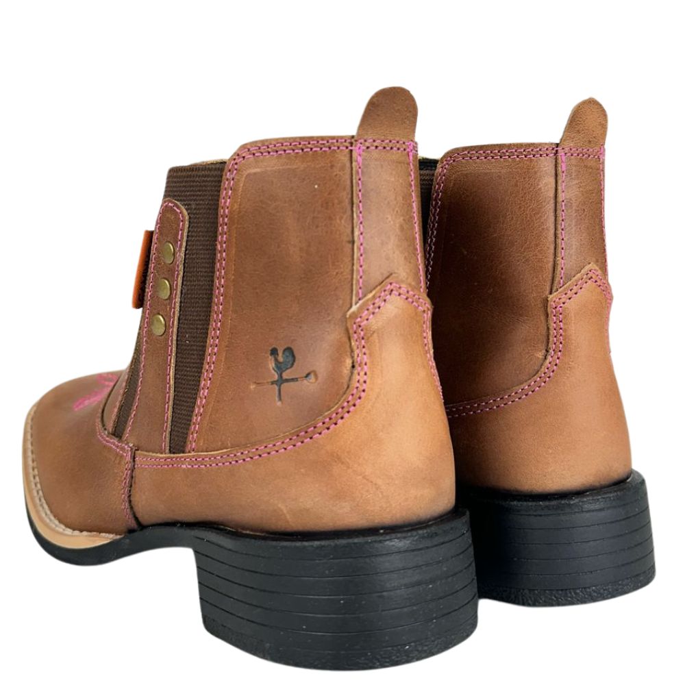 Botina Feminina Caminhos Da Roça Bico Quadrado Couro Caramelo Com