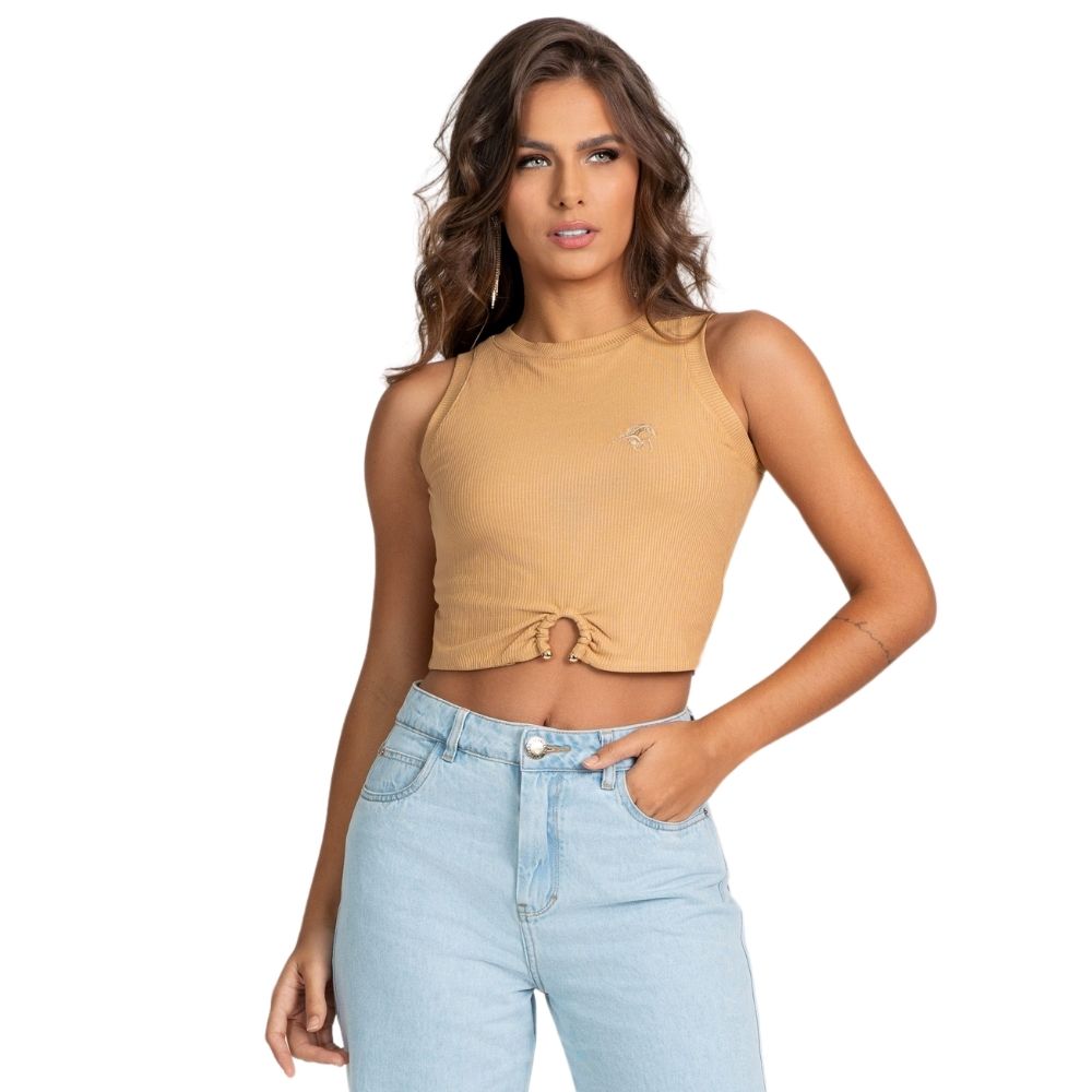 Camiseta Cropped Feminina Stabulos Bege Com Bordado De Cavalo E Argola Dourada REF: STB464