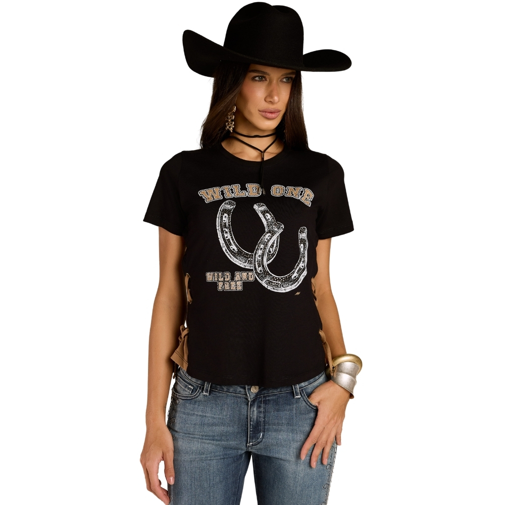 Camiseta Feminina Moon Horse T-Shirt Wild One Preto Estampa Brilho Detalhe Ilhós E Cordão REF:01.13.521