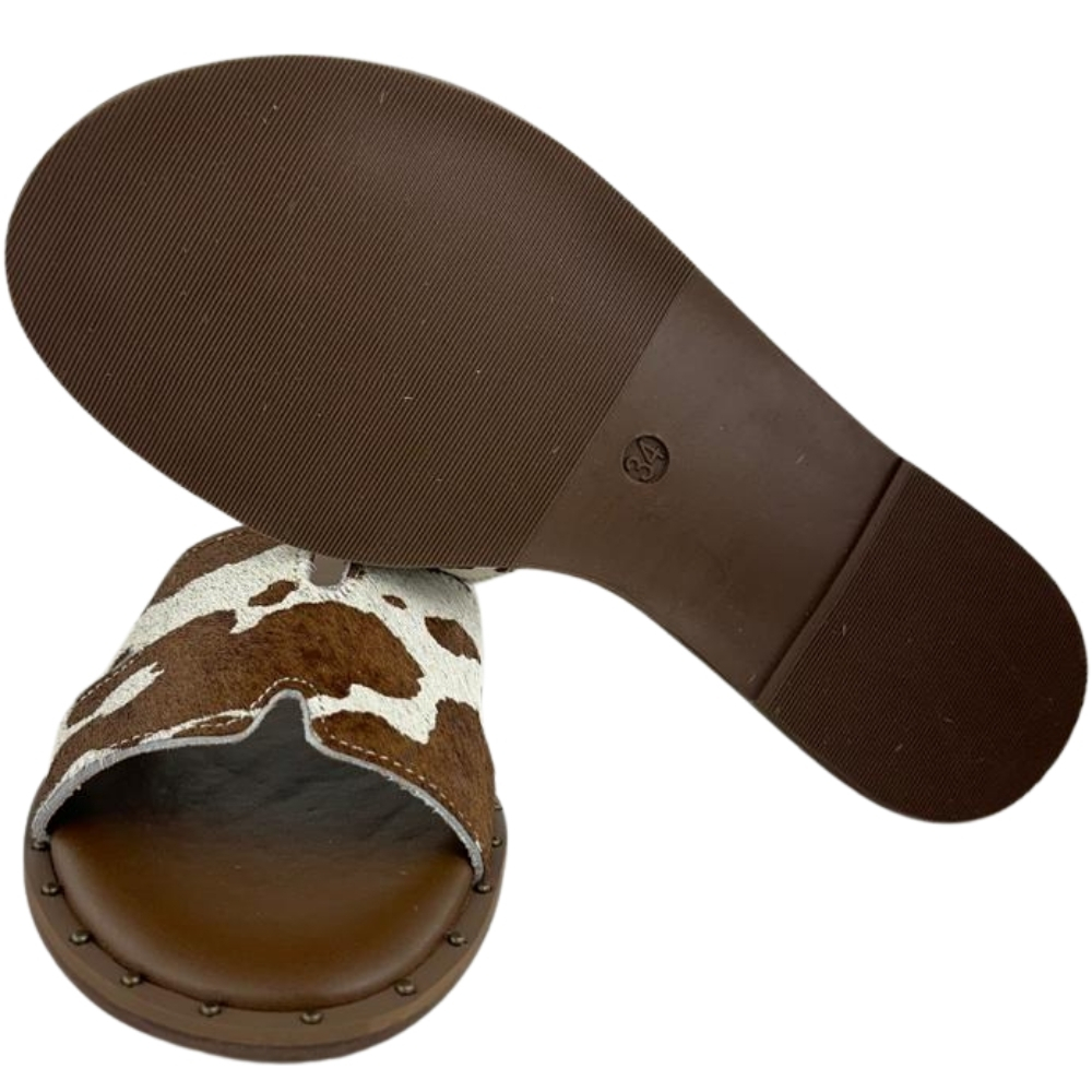 Sandália Rasteirinha Feminina Zenz Western Lariat Couro Pelo Marrom Brown Respingado REF:ZW0226081-1758