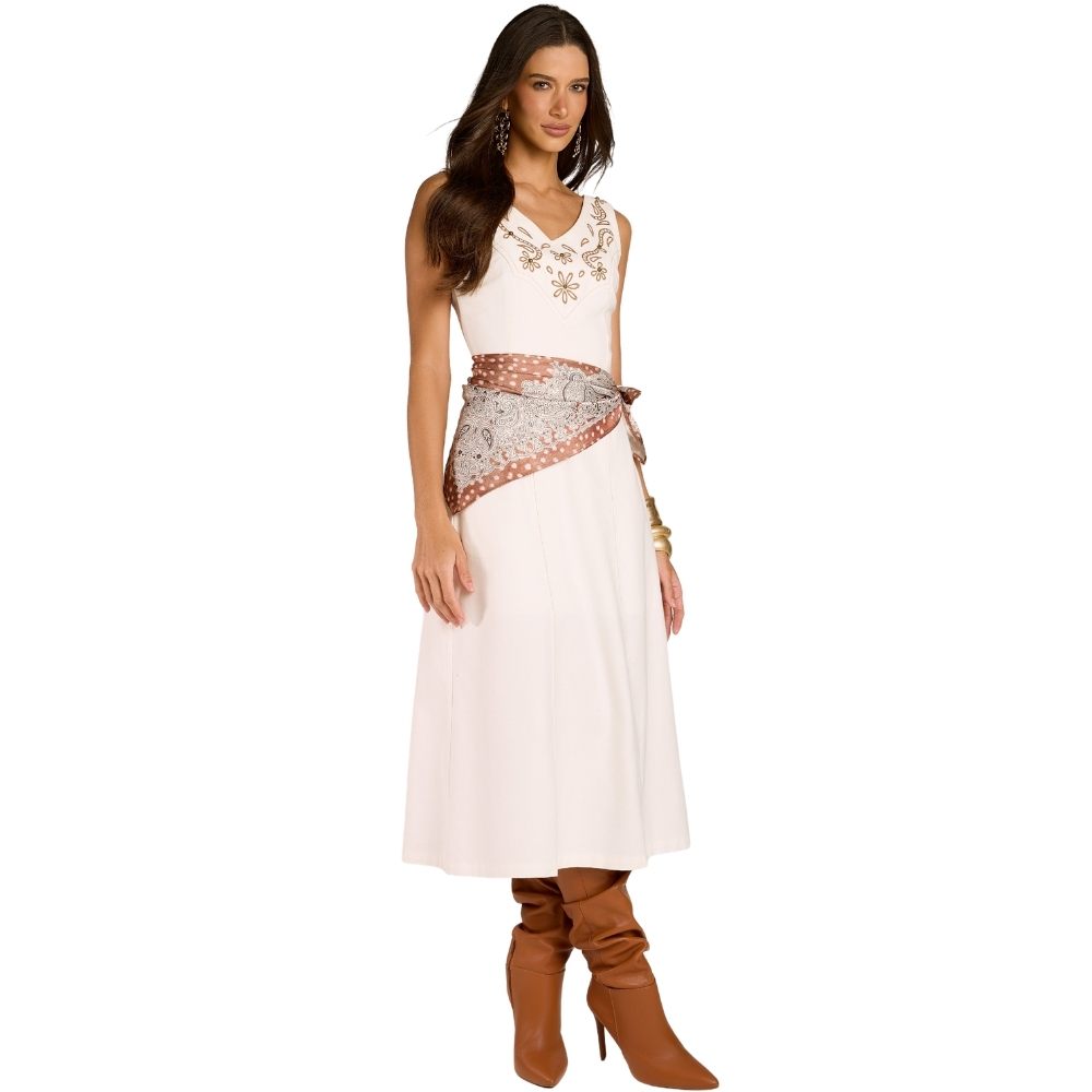 Vestido Feminino Moon Horse Midi Flowers Off White Regata Elastico Nas Costas Bordado Marrom REF:01.13.537