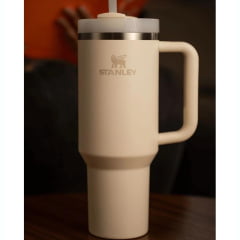 Garrafa Térmica Stanley Quencher Tumbler 1,18l Cream Ref: 08154