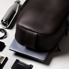 Mochila Masculina PelliBrasil 100% Couro Marrom Café Antifurto Para Notebook Até 15" Pearson Texas Ref: 2148