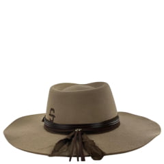 Chapéu Country Stetson Feltro Camel Bandinha De Couro Pingente Pena Carneira Em Tecido Ref: 64457