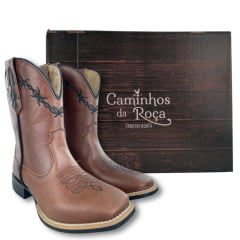 Bota Texana Masculina Caminhos Da Roça Bico Quadrado Couro Fóssil Cela Bordado Arame Ref: KA97-1