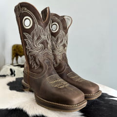 Bota Texana Masculina Durango Couro Med Dog Café Com Bordado Cru Bico Quadrado Diamond Jumpx REF: 2123202130DJX