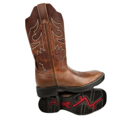 Bota Texana Masculina Goyazes Bico Quadrado Couro Vernon Pinhão Dallas Terra Com Detalhe Em Crú Ref:201560 CJ