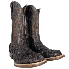Bota Texana Masculina Goyazes Bico Quadrado Podium Couro Pirarucu Café Cano Bordado Ref:253004-PP-08