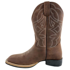Bota Texana Masculina Jácomo Bico Quadrado Couro Mustang Sella Cano Bordado REF: 40041/UM