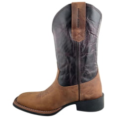 Bota Texana Masculina Texas Rodeo Bico Quadrado Couro Crazy Sela Fóssil Vinho Com Bandeira Ref: TR656 - LQBO