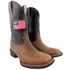 Bota Texana Masculina Texas Rodeo Bico Quadrado Couro Crazy Sela Fóssil Vinho Com Bandeira Ref: TR656 - LQBO