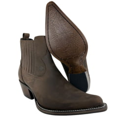 Bota Texana Masculina Vimar Bico Fino Cano Curto Couro Crazy Horse Marrom Sola CPLAC-V001 REF: 82038 Bota Texana Masculina Vimar Bico Fino Cano Curto Couro Crazy Horse Marrom Sola CPLAC-V001 REF: 82038