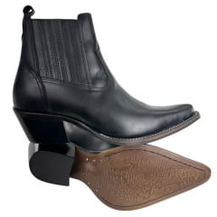 Bota Texana Masculina Vimar Bico Fino Cano Curto Couro Crazy Horse Preto Sola CPLAC-V002 Ref: 82038
