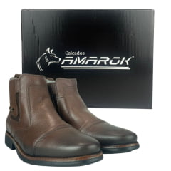 Botina Masculina Amarok Bico Redondo Couro Liso Bolonha Whisky Sola Borracha Aroeira Nova Ref:4054-8