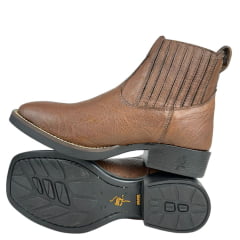 Botina Masculina Strut Bico Quadrado Couro Carneiro Corrugado Tabaco Ref:BOT-STRU-3036