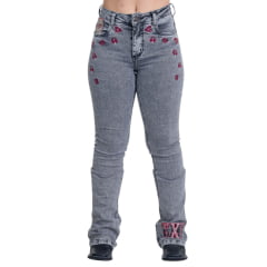 Calça Feminina Texas Farm Jeans Preto Stonado Flare Deck Com Bordados De Baralho Em Vermelho REF: PDF048