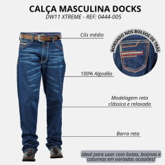 Calça Masculina Dock's Jeans Azul Relaxed DW11 Xtreme Silver Slim Com Bordado Branco e Vermelho Ref 0444-005