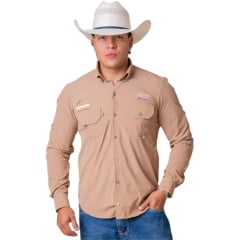 Camisa Masculina Texas Farm UV50+ Explorer Manga Longa Caqui Com Bolsos E Logo Bordado - REF:CAL651 Camisa Masculina Texas Farm UV50+ Explorer Manga Longa Caqui Com Bolsos E Logo Bordado - REF:CAL651