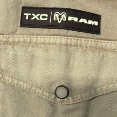 Camisa Masculina TXC RAM Sarja Bege Manga Curta Bolsos Botões De Pressão Logo Aplicado - REF:RAM29223C