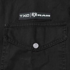 Camisa Masculina TXC RAM Tecido Sarja Preto Manga Longa Bolsos Botões De Pressão Logo Aplicado - Ref: RAM29222L