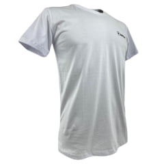 Camiseta Masculina Ariat Básica Branca Com Logo Estampado Pequeno Preto