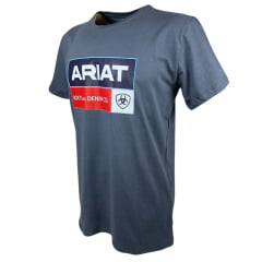 Camiseta Masculina Ariat Cinza Escuro Manga Curta Com Logo Azul/Branco/Vermelho Boot And Denim