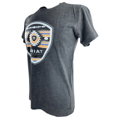 Camiseta Masculina Ariat Manga Curta Cinza Chumbo Com Logo Branco Azul E Bege