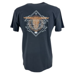 Camiseta Masculina Ariat Manga Curta Preto Com Logo Estampado Frente E Costas Em Branco E Marrom