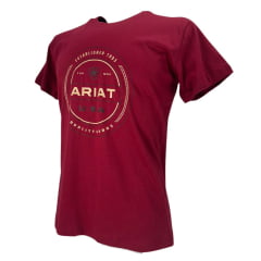 Camiseta  Masculina Ariat Manga Curta Vermelho Bordô Com Logo Estampado Creme e Usa Preto
