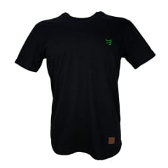 Camiseta Masculina Básica os Boiadeiros Preta 100% Algodão Com Logo Verde