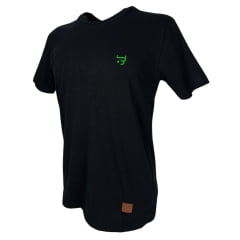 Camiseta Masculina Básica os Boiadeiros Preta 100% Algodão Com Logo Verde