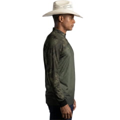 Camiseta Masculina BRK Agro Camuflada Verde Long Horn UV50+ Manga Longa Com Ziper Na Gola REF:C01850