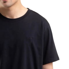 Camiseta Masculina Levi's Standard Fit Pima Cotton Preta Manga Curta Logo Bordado REF:LB0020239