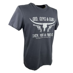 Camiseta Masculina Os Moiadeiros Cinza Manga Curta Com Logo Longhorn Branco e Armas God, Guns And Glory Ref.MC696