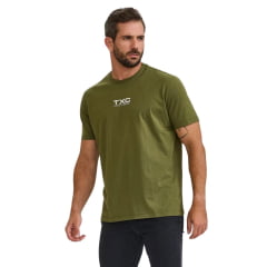 Camiseta Masculina TXC Manga Curta Regular Meia Malha Verde Militar Estampada Logo Frente E Costas Em Creme Ref:192478